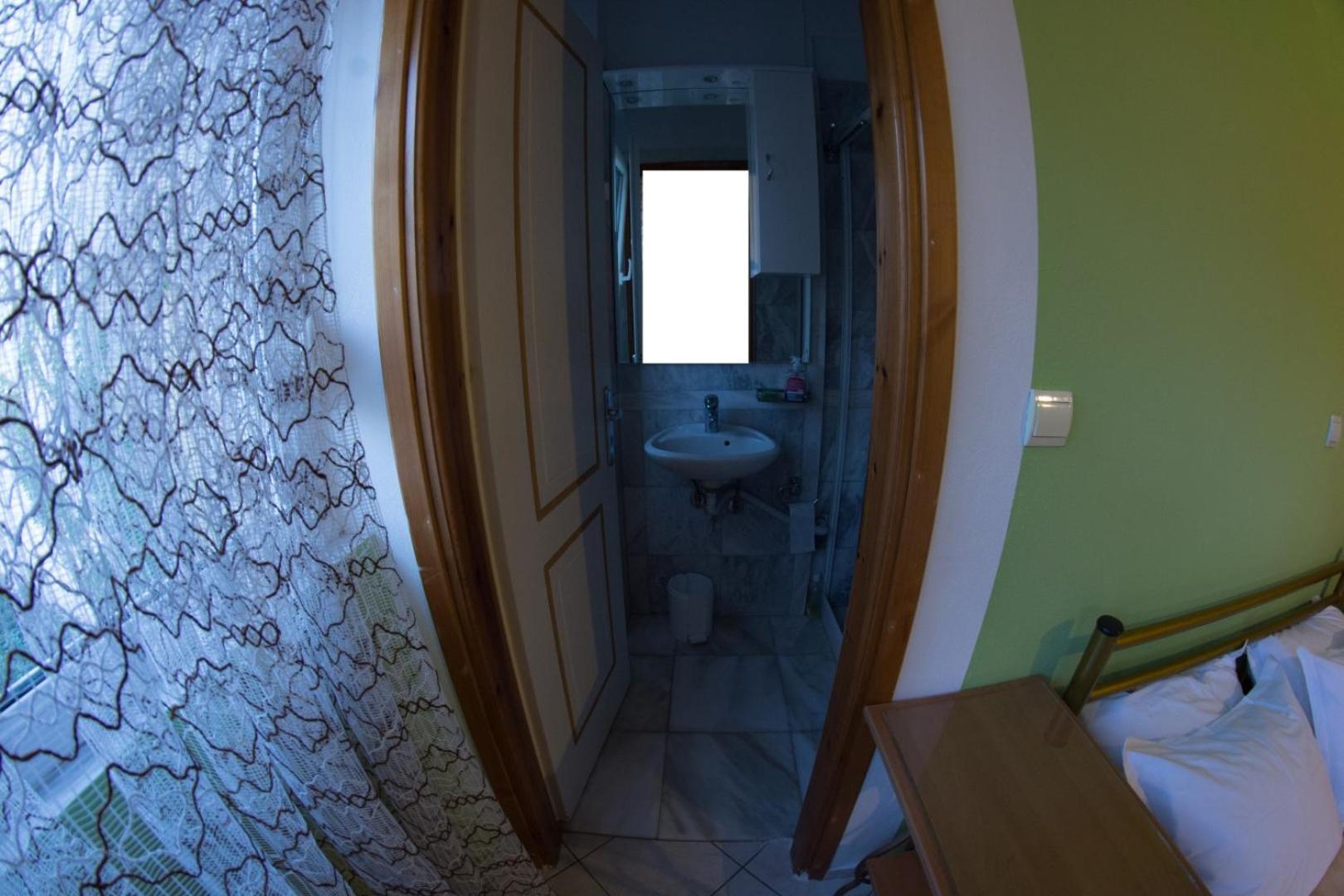 Maria'S Roomstudios Apartments Flats To Let Seaside Heart City Chantzara Spyropoulos อีกูเมนิทซา ภายนอก รูปภาพ