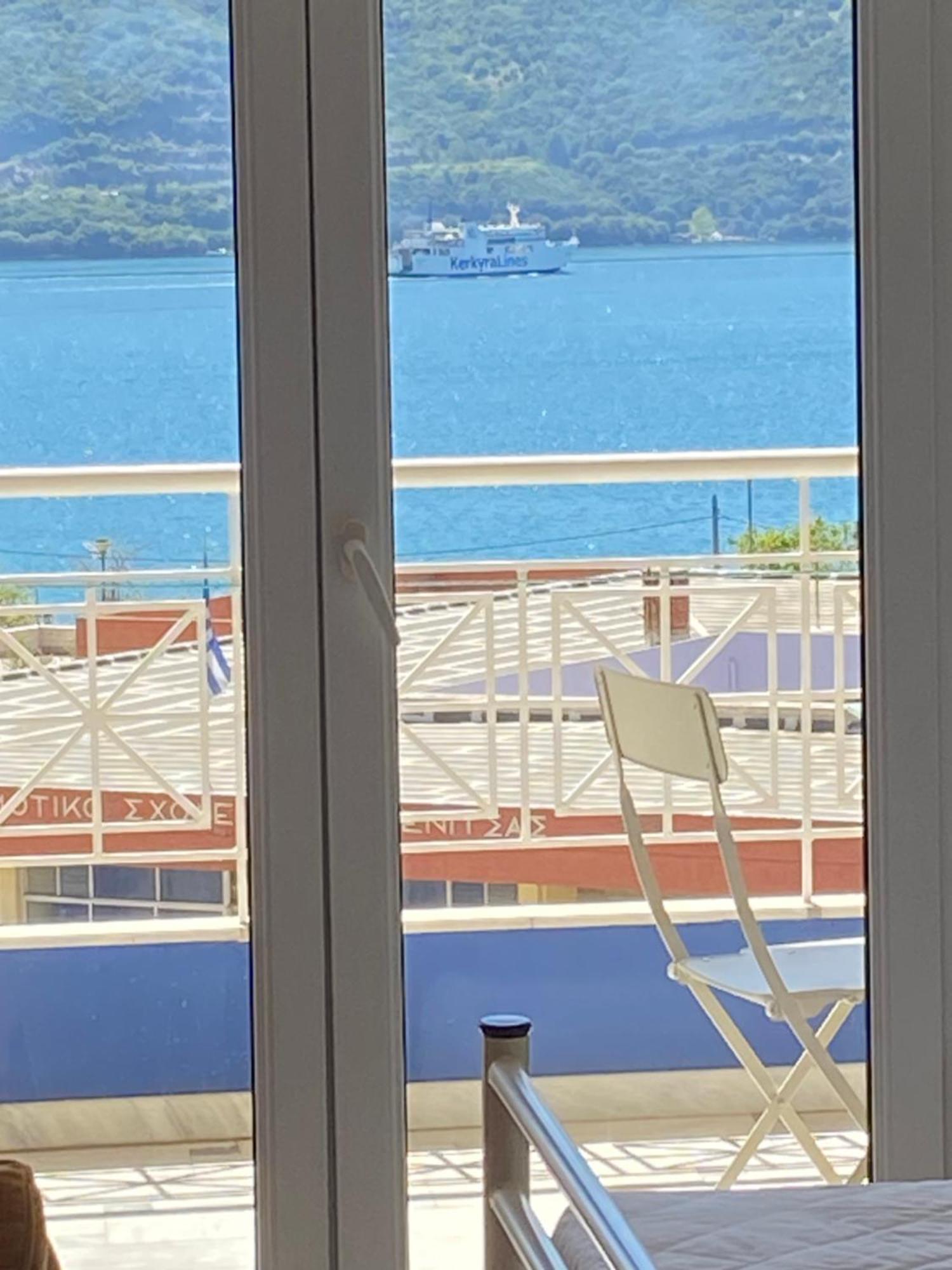 Maria'S Roomstudios Apartments Flats To Let Seaside Heart City Chantzara Spyropoulos อีกูเมนิทซา ภายนอก รูปภาพ