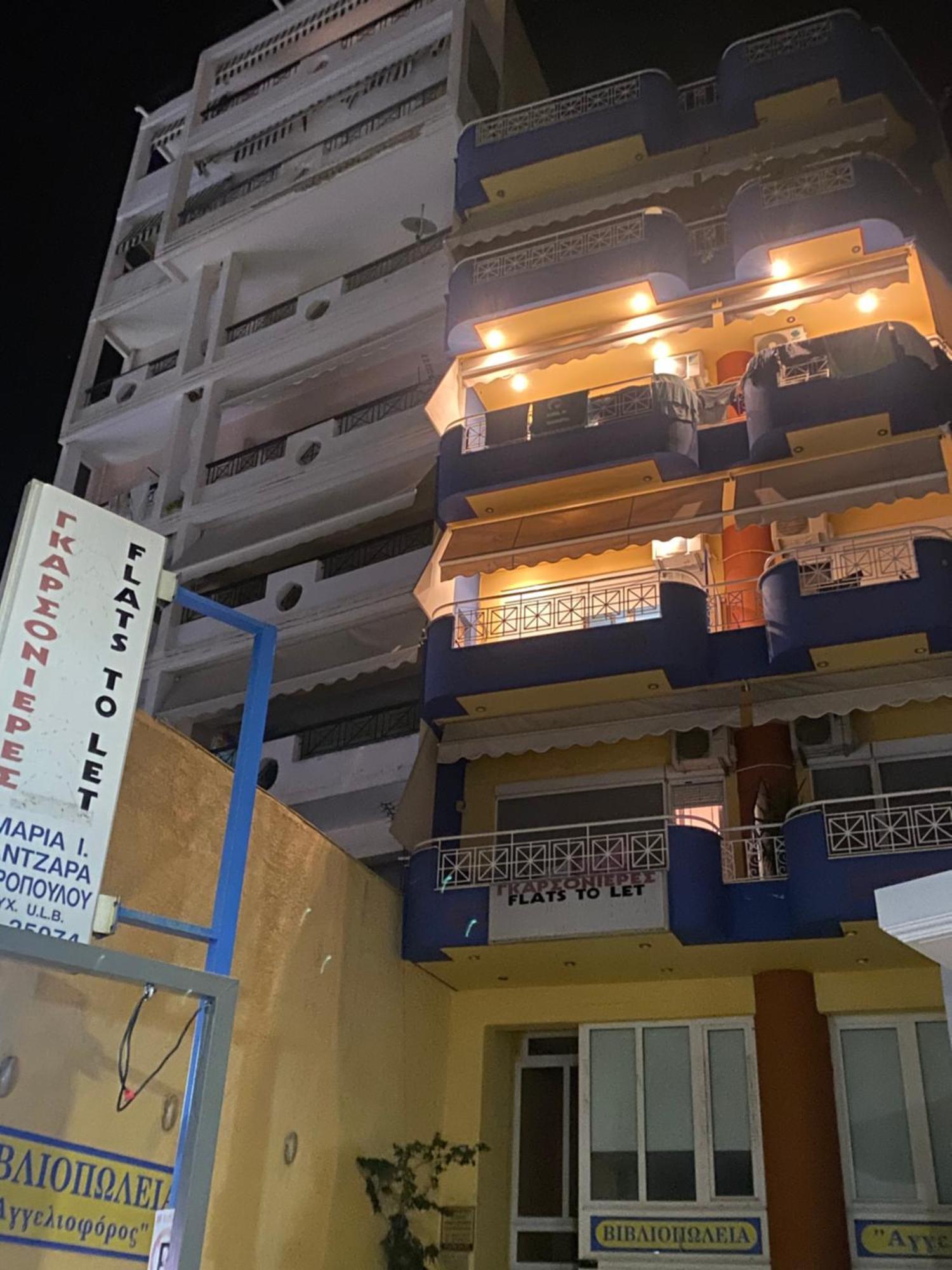 Maria'S Roomstudios Apartments Flats To Let Seaside Heart City Chantzara Spyropoulos อีกูเมนิทซา ภายนอก รูปภาพ